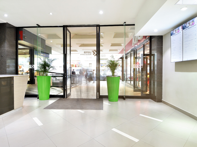 Medical practitioner suites available to rent at Lister Medical Centre in Johannesburg CBD, ideal for doctors, specialists, and healthcare professionals seeking a central practice location.